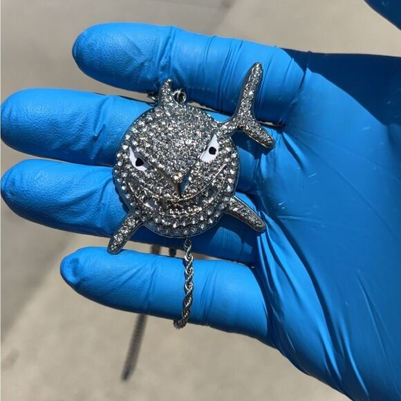 Iced Out Shark Pendant Rope Chain - Picture 3 of 3